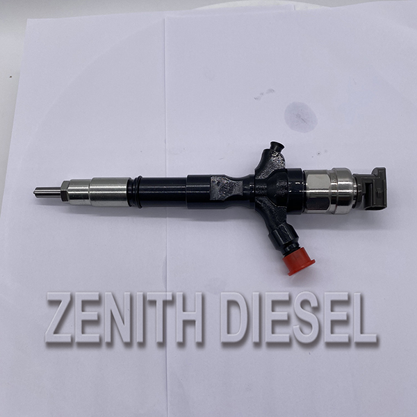 Diesel Engine Fuel Injector 23670-30280  095000-7540