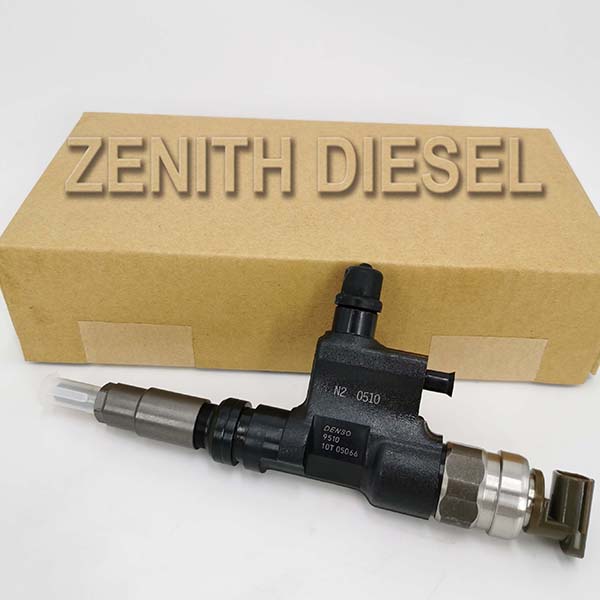 Diesel Engine Fuel Injector  095000- 9510