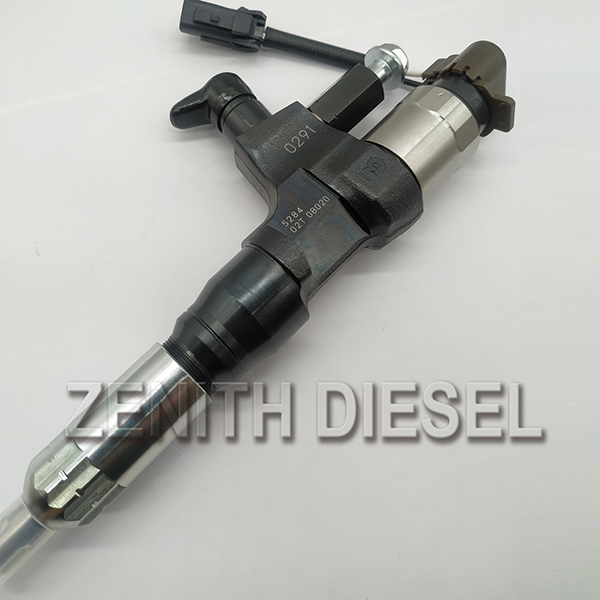 Fuel injector common rail fuel injector 095000-5284