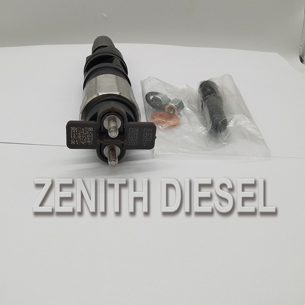 Fuel injector common rail fuel injector  095000-6402